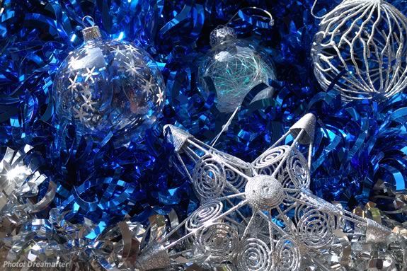 Join the Friends of the Peabody Instute Library for their Holiday Open House in Danvers Massachusetts! Join the Friends of the Peabody Instute Library for their Holiday Open House in Danvers Massachusetts!