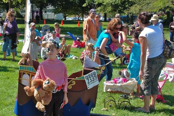 The Newburyport Labor Day Festival is for family and kids to enjoy free entertainment while enjoying downtown Newburyport! The Newburyport Labor Day Festival is for family and kids!