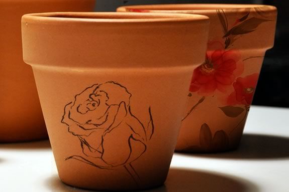 Newburyport Public Library invites teens to a flower pot painting workshop! 